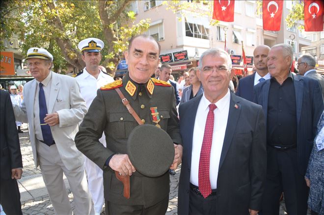 Atatürk´ün benzerine büyük ilgi