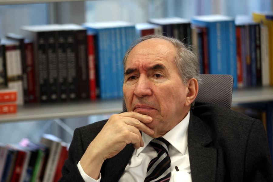 Altan Öymen
