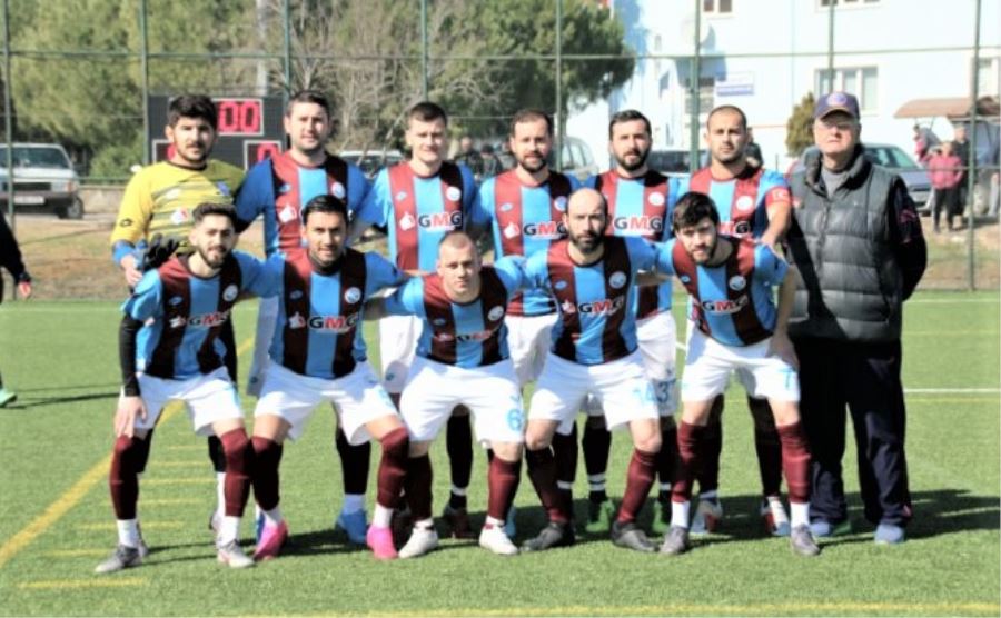 Avşaspor lider