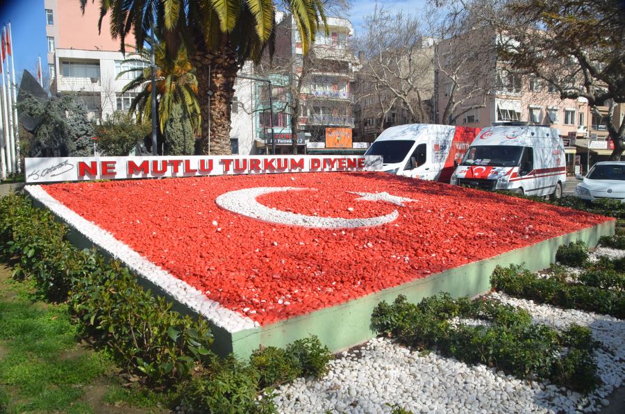Sarı’dan 23 Nisan kutlaması