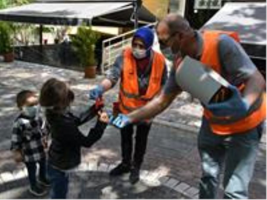 Gönen sokakları çocuk sesleri ile doldu