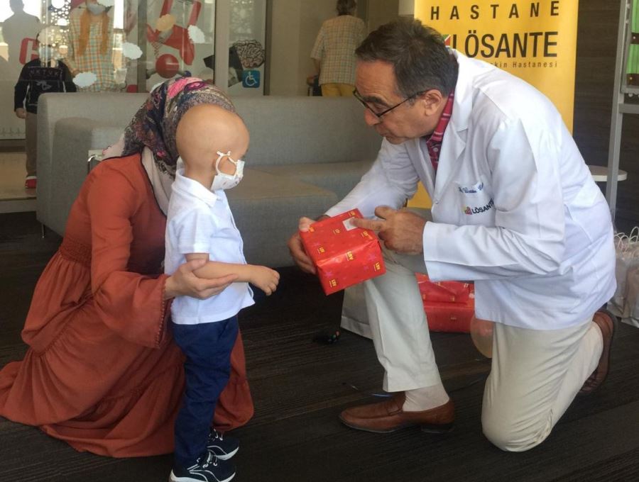 “TEŞEKKÜRLER TÜRKİYE,  İYİ BAYRAMLAR!” 