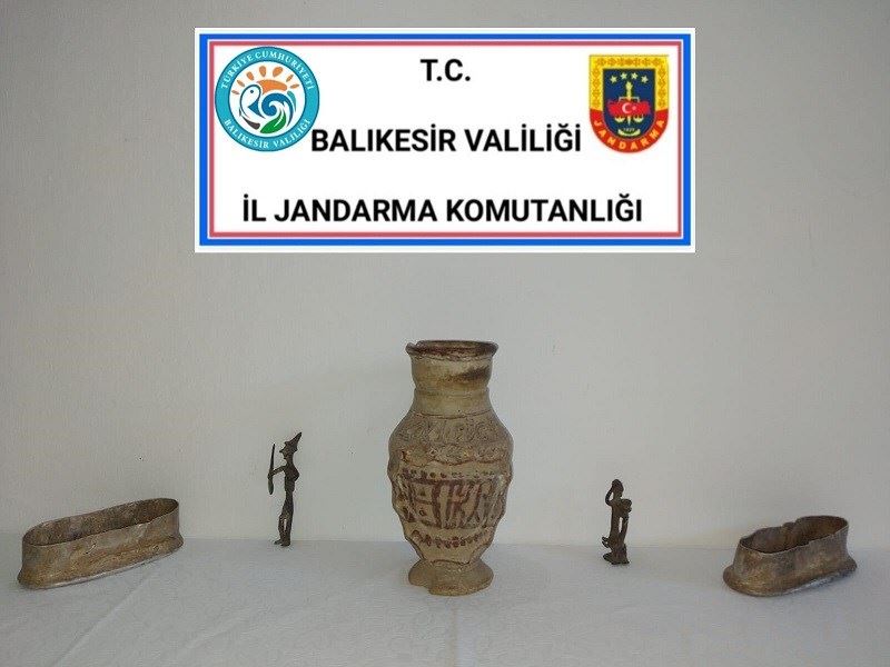 Tarihi eser satmaya çalıştı