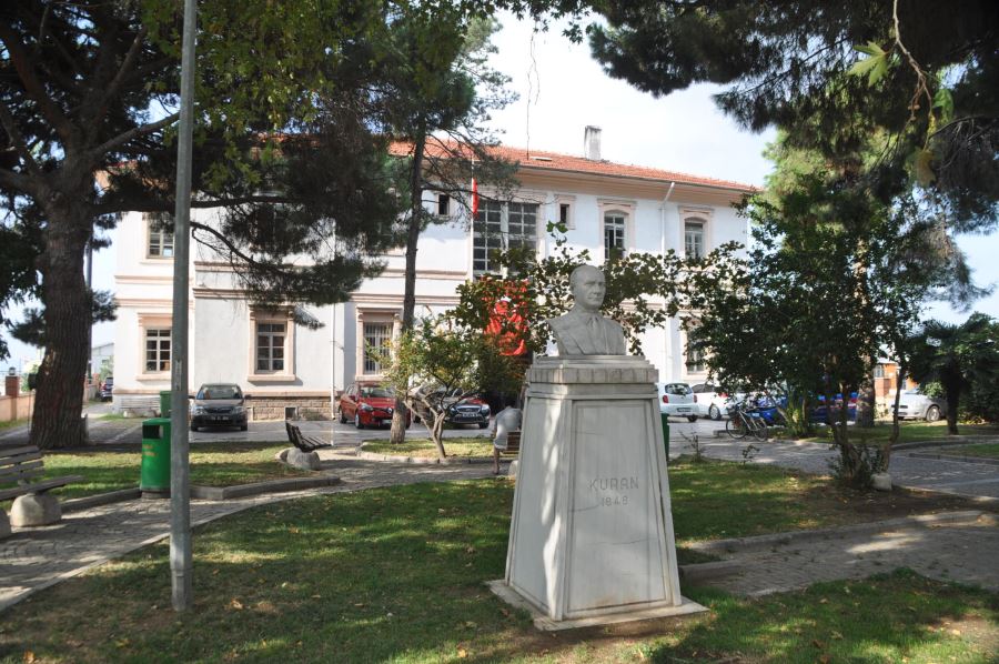 Erdek Adliyesinin öncelikli beklentisi yeni bir bina