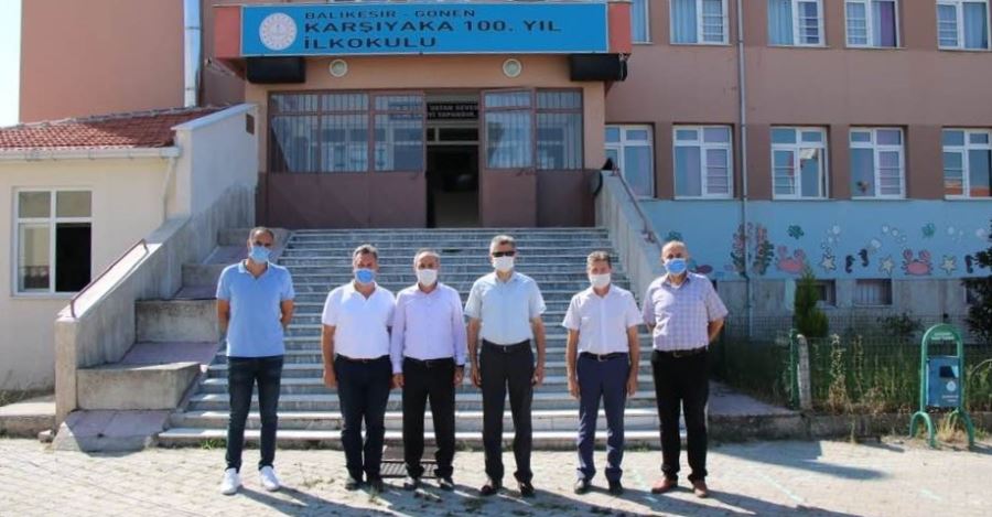 Kaymakam Yurt, Okul inşaatını inceledi.