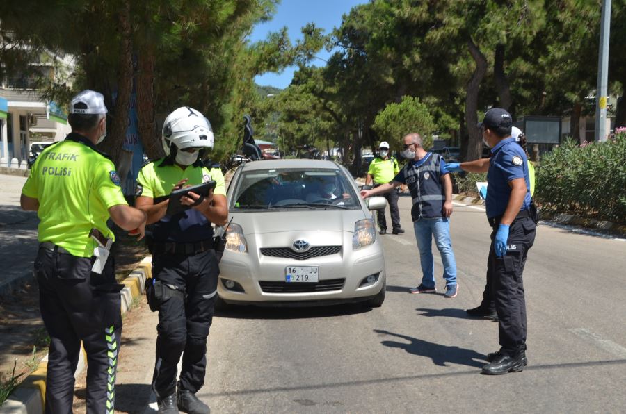 Bandırma’da ve Erdek’te ruhsatsız silahlar