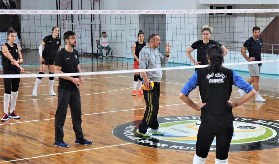 Altınolukspor emin adımlarla ilerliyor
