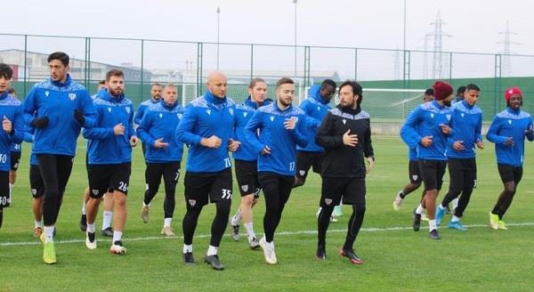 Bandırmaspor, Gençlerbirliği önünde