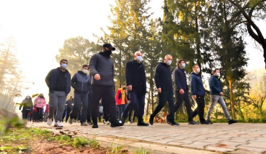 GENÇLER DOĞA YÜRÜYÜŞÜNDE BULUŞTU