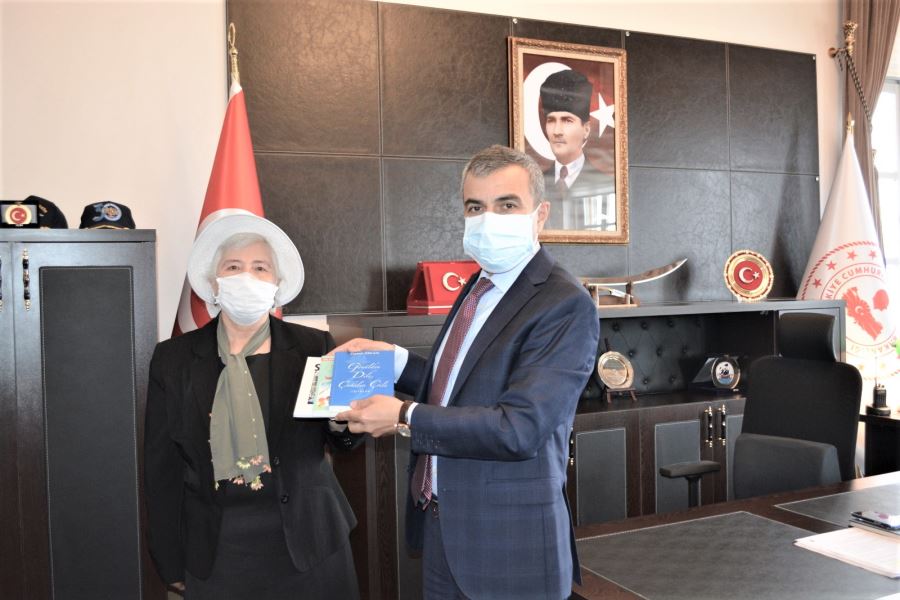 Son kitabını Kaymakam