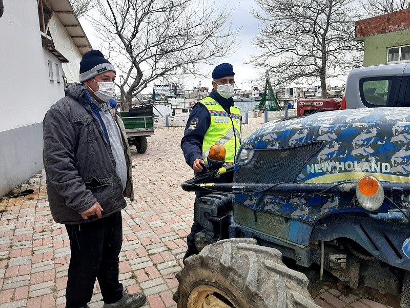 Traktör sürücülerine eğitim