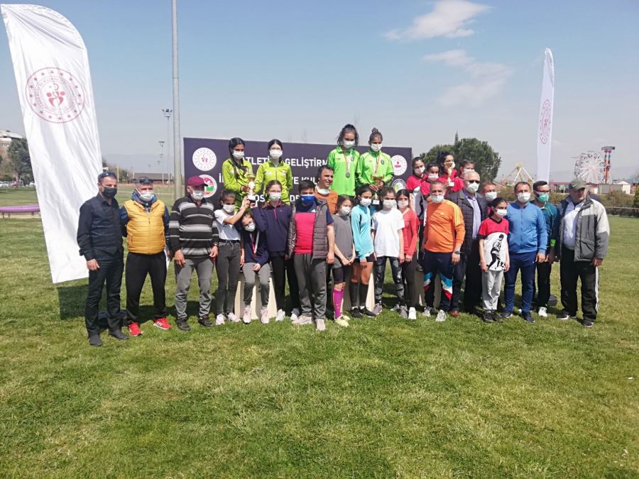 Atletizm Geliştirme Projesi İl Kros Yarışması 2. Etap  Manisa ilinde  yapıldı.