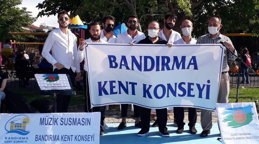 KENT KONSEYİNDEN SOKAK DİNLETİSİ