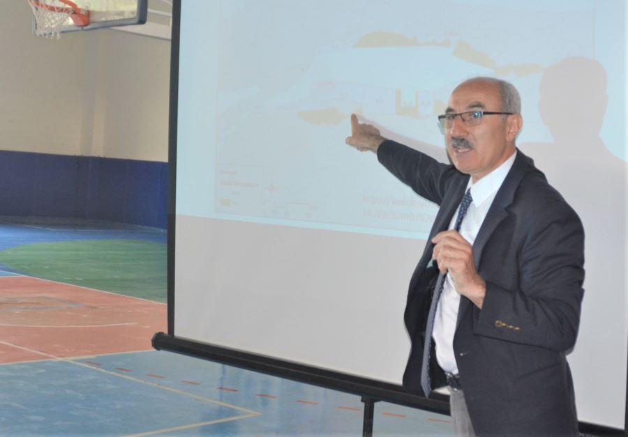Sarı, Erdek’te müsilajı anlattı