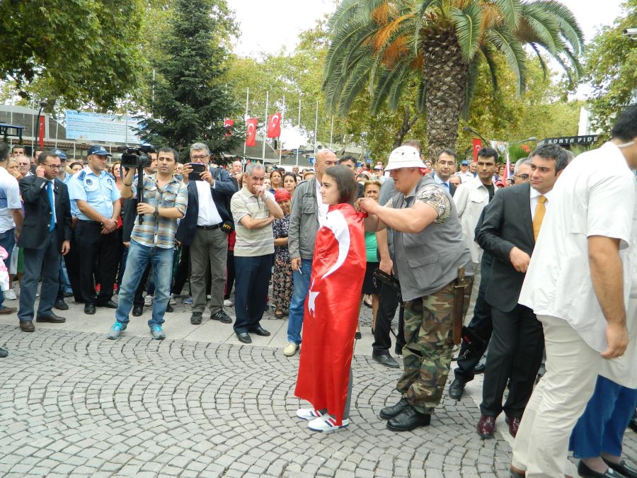 Hıncal Uluç, Bandırma’nın kurtuluşuna değindi