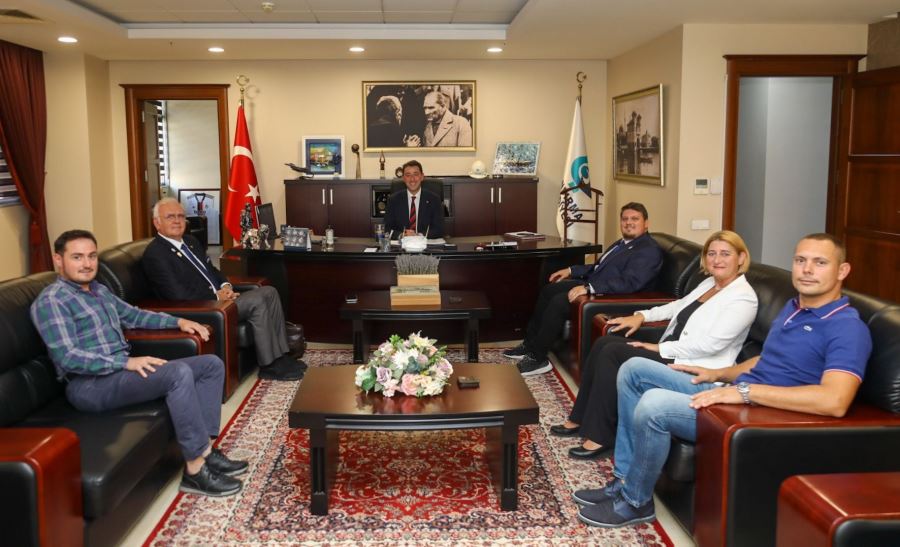 Bandırma Rotary Kulübü’nden Başkan Tosun’a ziyaret