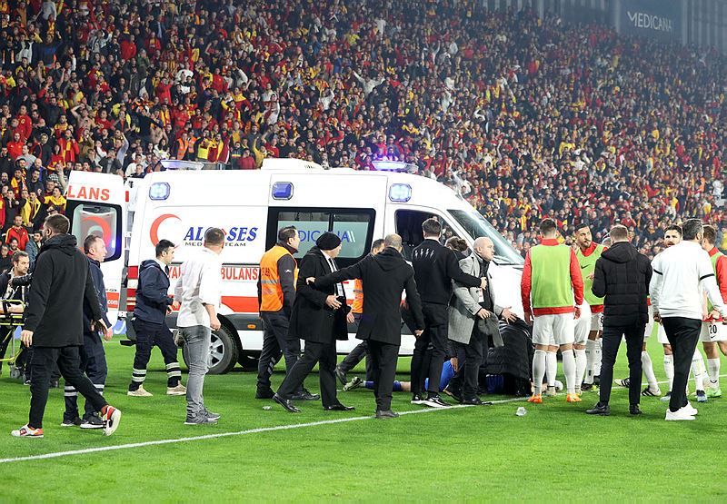 Göztepe ve Altay’a ceza yağdı