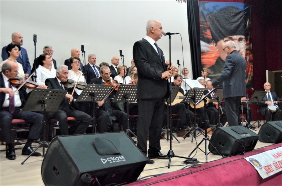 “Nevakâr”dan ses getirici konser