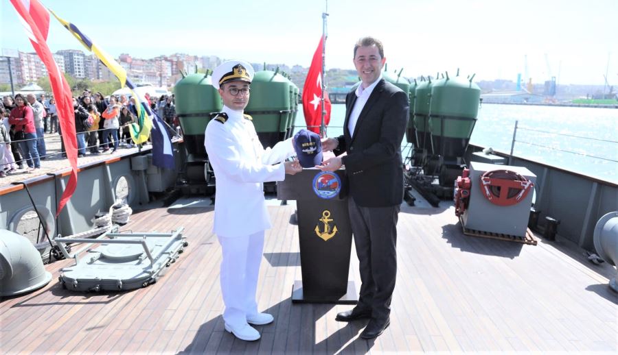 “Nusret”e Bandırma’da büyük ilgi