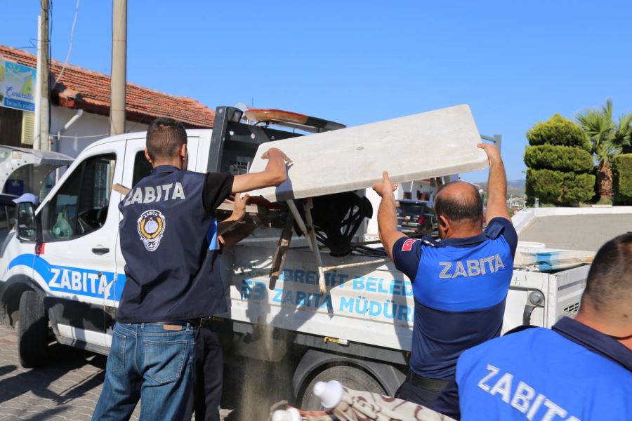 Güre ve Akçay’da Şezlong operasyonu   