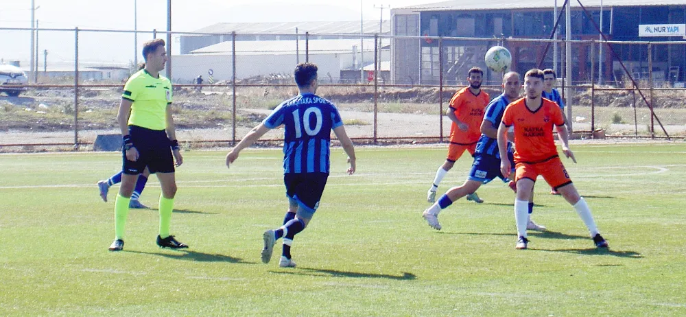 Karşıyakaspor;3   100.yılspor;1