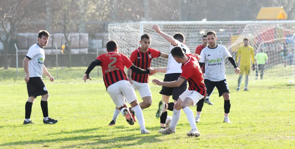 MANYAS BELEDİYESPOR KIZIKSASPOR’U 5-0 MAĞLUP ETTİ.