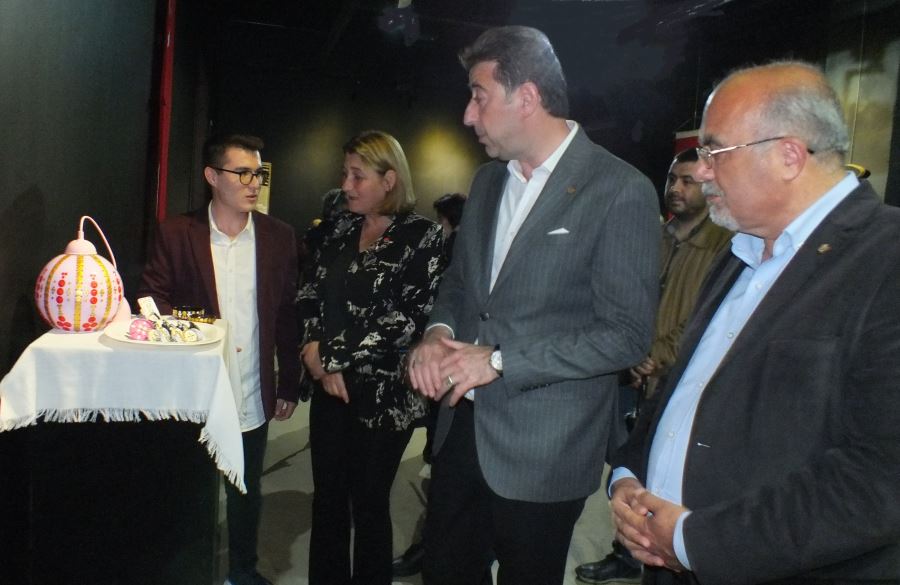 Liseli öğrenciden “Mandala” sergisi