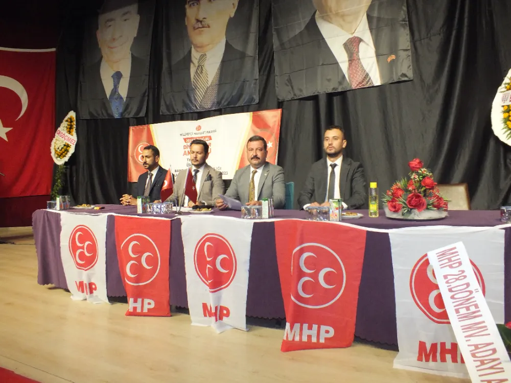 MHP’de Bekir Bozkurt güven tazeledi.