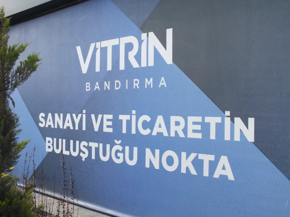 “VİTRİN” görücüye çıktı.