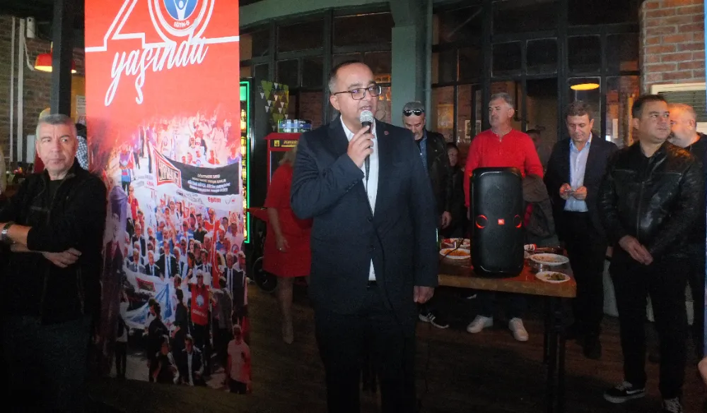 Eğitim-İş’ten cumhuriyet kokteyli