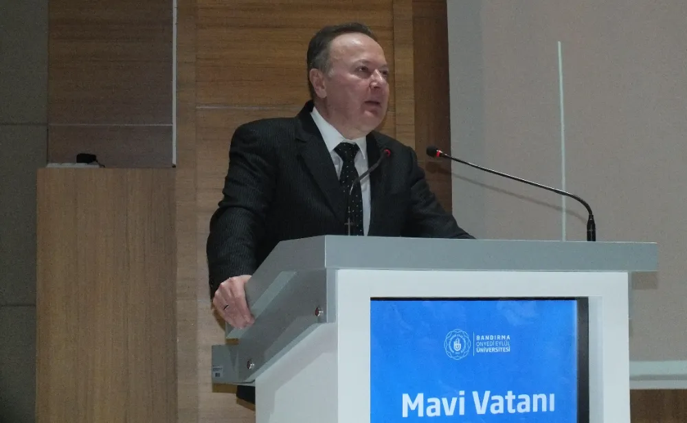 Bandırmalı profesör, Bandırma’da söyleşiye katıldı