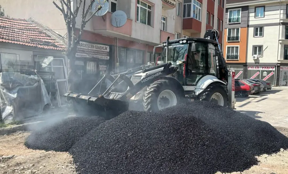 PARKE, ASFALT ÇALIŞMALARINDA MOLA YOK