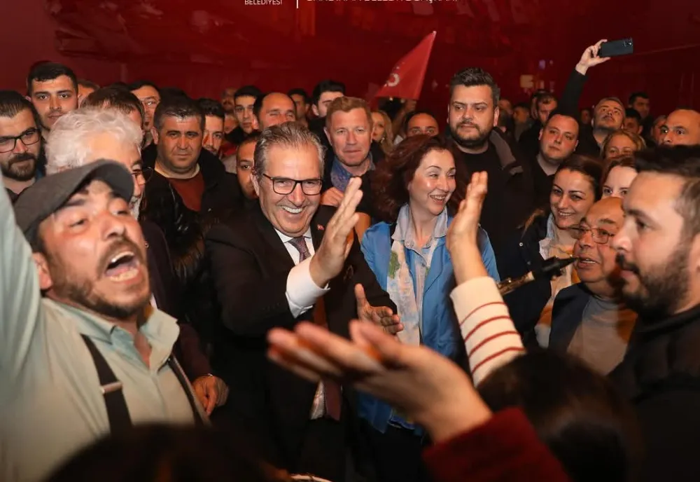  8 Nisan Dünya Romanlar Günü