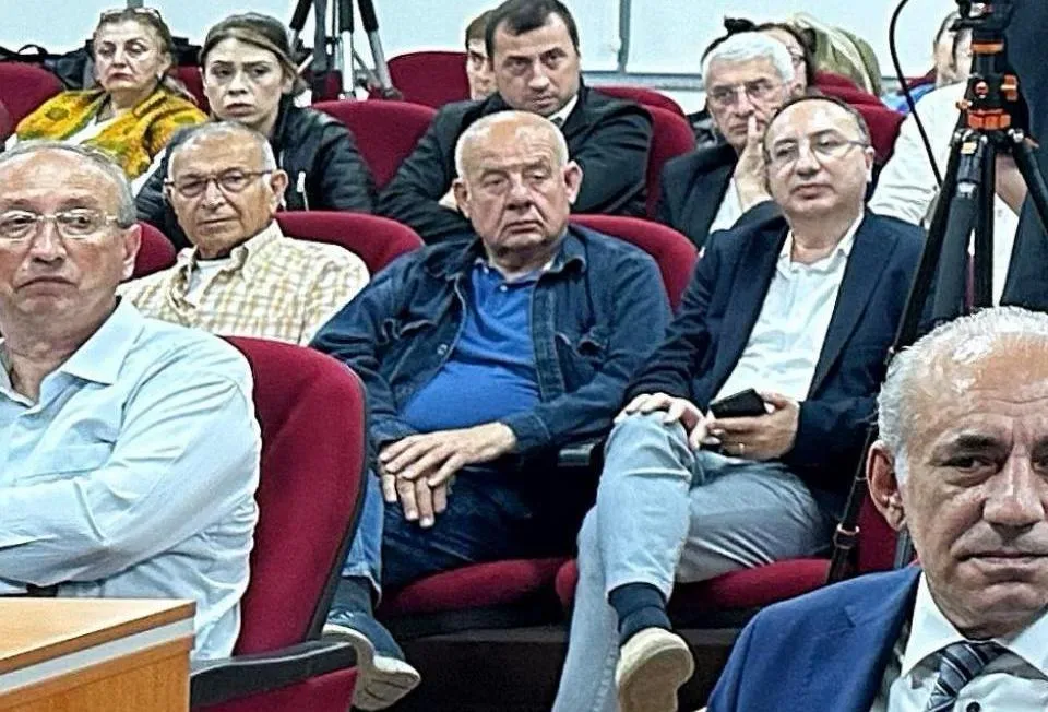 Belediyeye palmiye fidesi hediyesi
