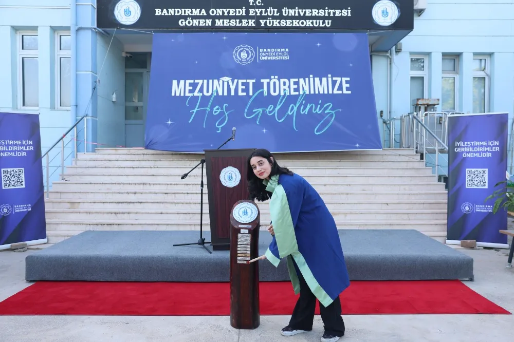 Gönen Meslek Yüksekokulunda Mezuniyet Töreni
