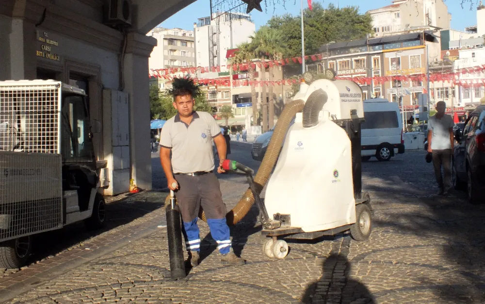İzmarit avcısı