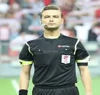 Maçın hakemi Emre Kargın