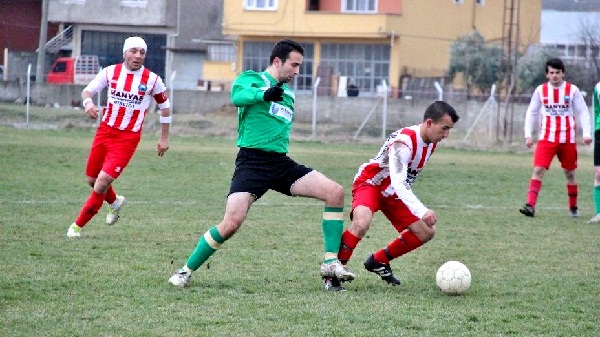 Efsane geri döndü. Edincik`te Gökhan atıyor, Ali Kurtarıyor.