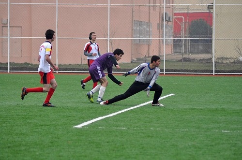 EML Karşıyaka`ya şans tanımadı.