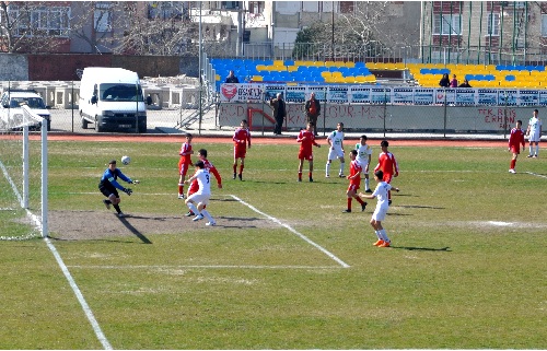 Erdek`te gol Düellosu