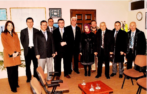 AK ziyaretler sürüyor