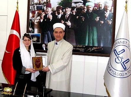 Gürcü Liudmila,  ihtida ederek Nilüfer adını aldı