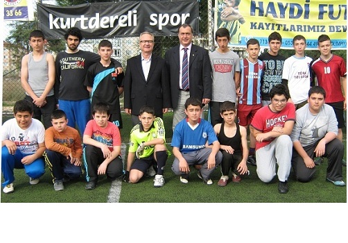 Atlas Dershanesi stres attı.