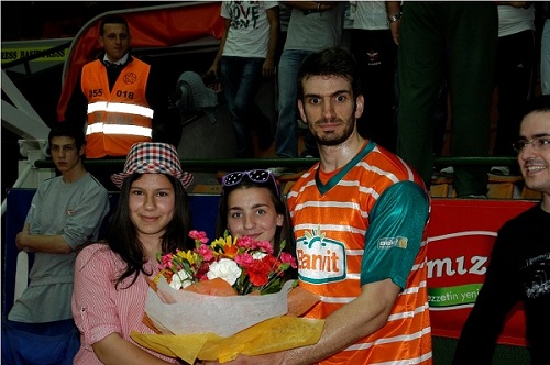 Banvit`e Yenice`den destek geldi.
