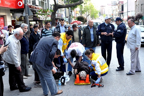 Çarşıda Trafik anarşisi