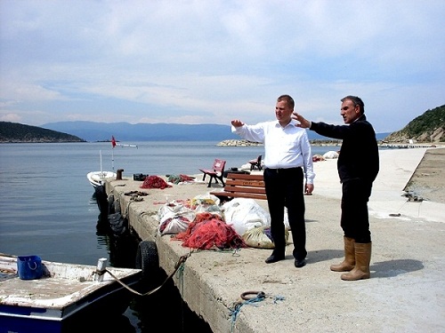 Erdek`te ilhanlar, Doğanlar yolu ihale edildi.