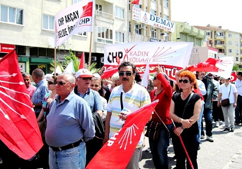 Edremit işçisine sahip çıktı