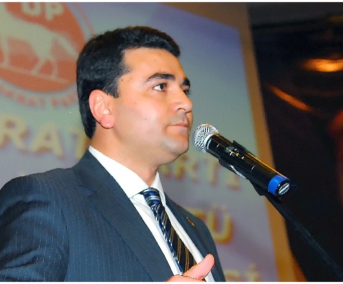 Demokrat Parti Genel Başkanı Gültekin Uysal, göreve başladı

 