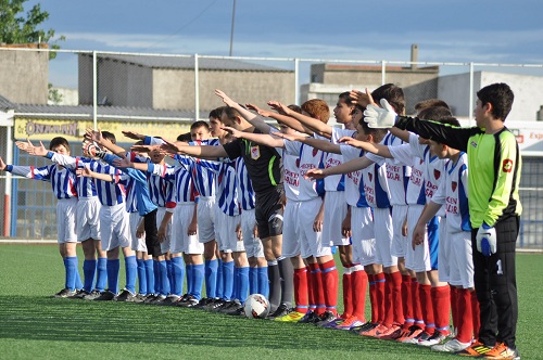 U-13 Gençlerde Sanayispor; 8 600Evlerspor; 0