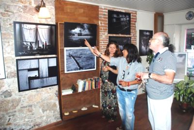 Fotoğraf sanatçısı Emine Berkan`dan Cunda sergisi